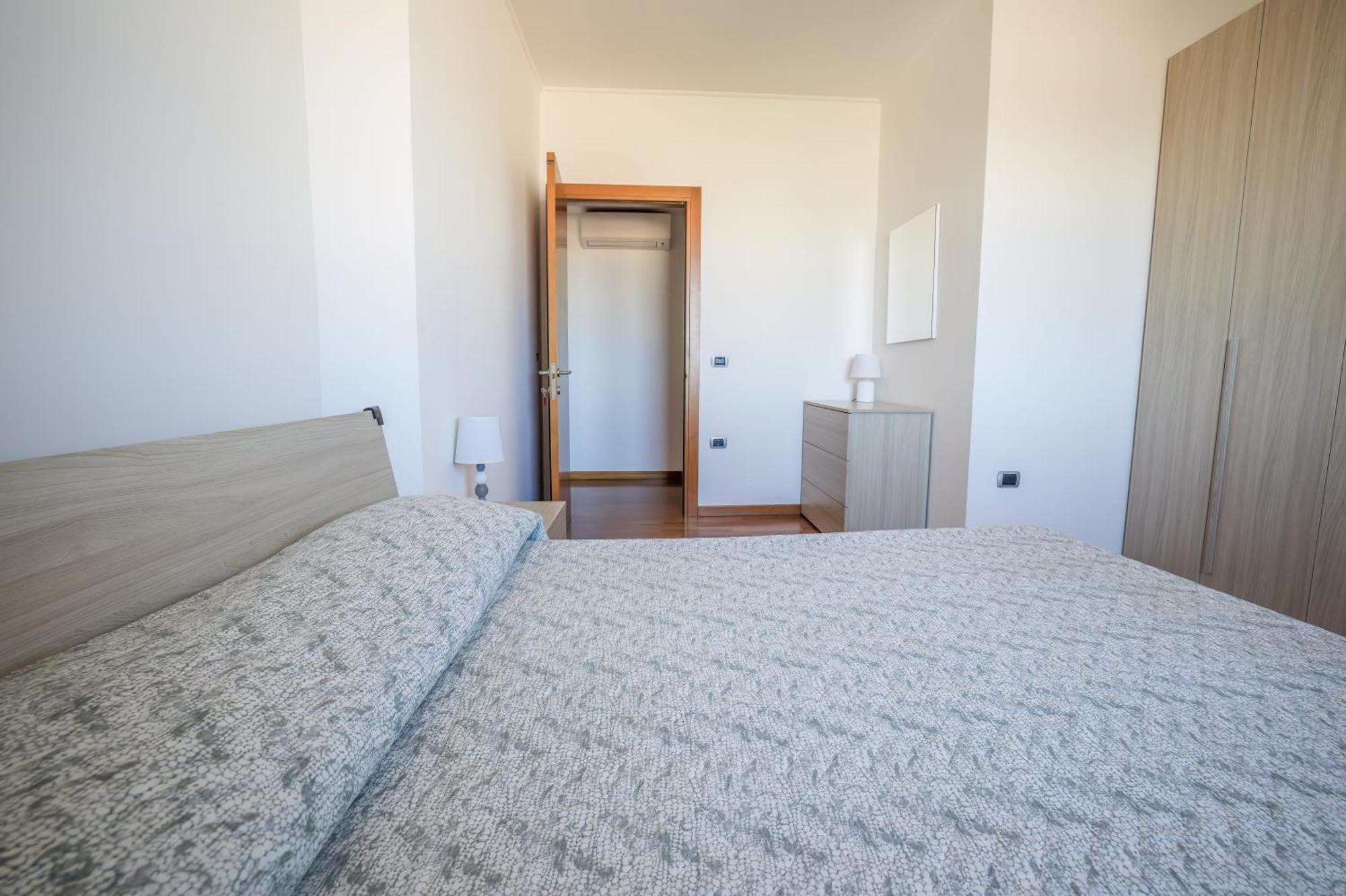 Sole Mare Apartment Gioia Tauro Exterior photo